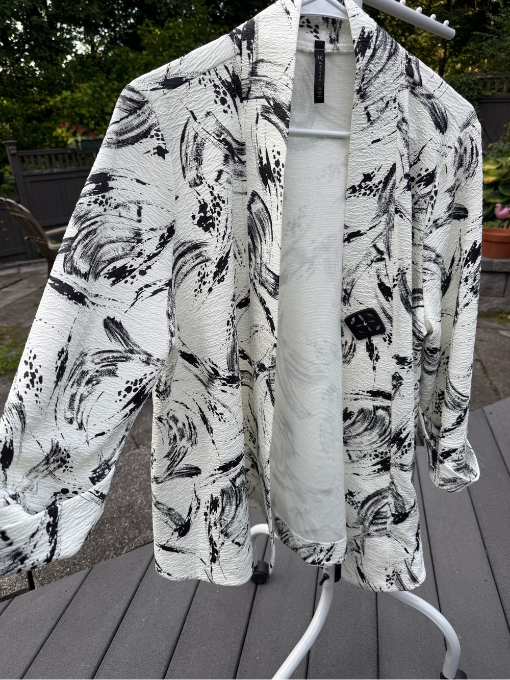 Connie Black & White Brushstroke Open Blazer